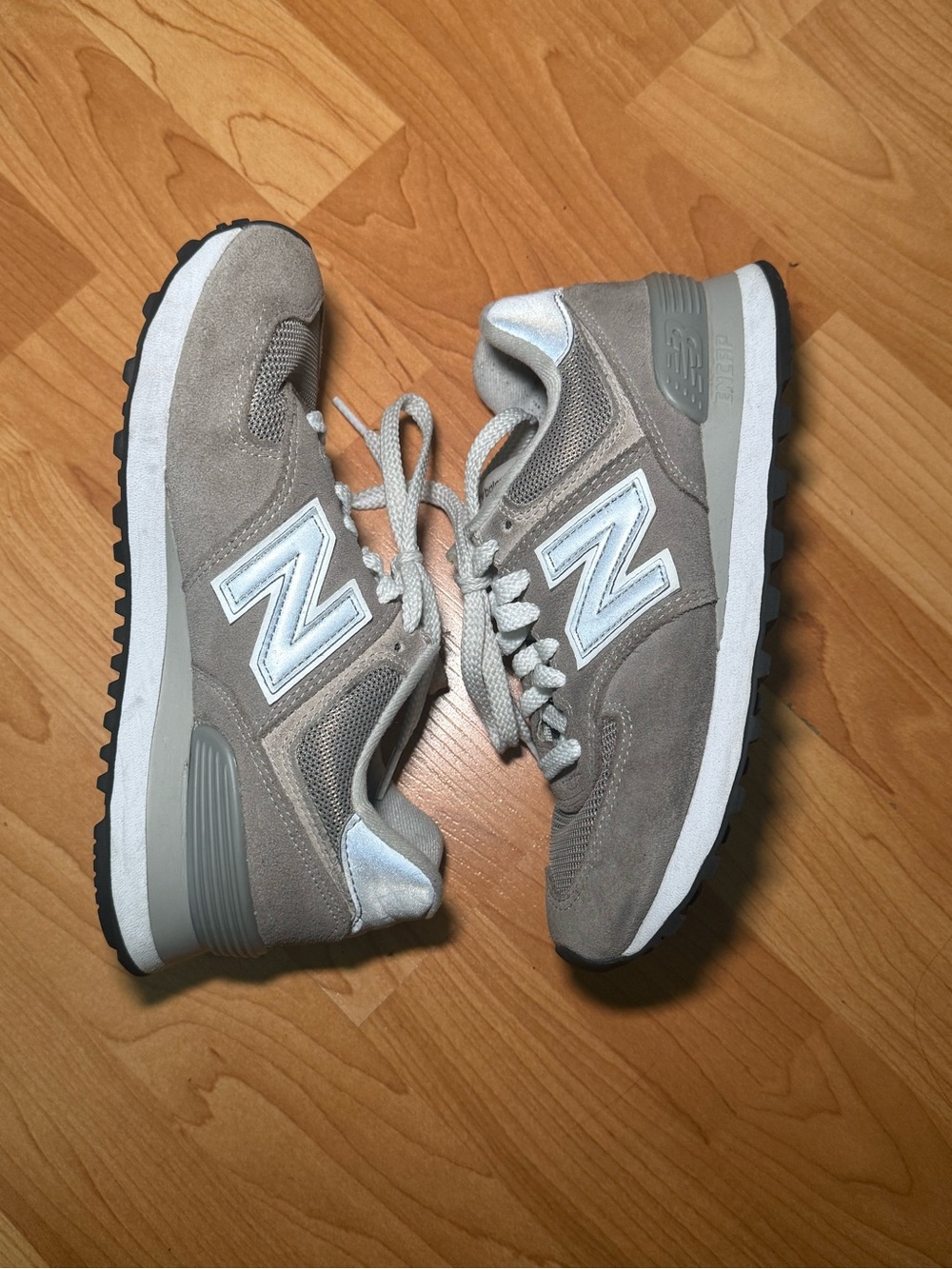 New Balance Women’s 574